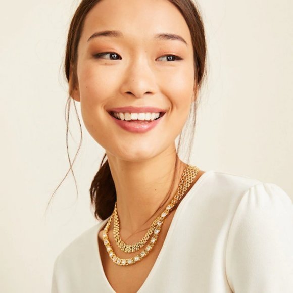 ANN TAYLOR GORGEOUS CRYSTAL DOUBLE NECKLACE NWT!!! - Picture 1 of 2